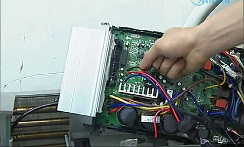 湘潭市美的空调电话是多少